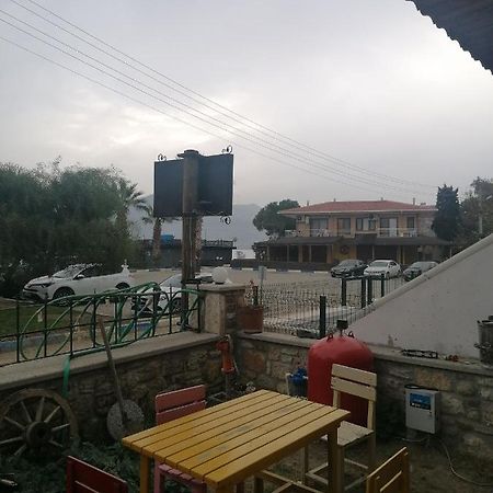 Tashan Otel Fokaja Zewnętrze zdjęcie